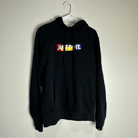 Nike Just Do It Box Logo Jacket Size Large - Picture 1 of 10